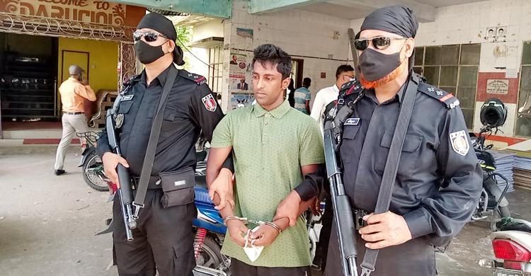 নোয়াখালীতে আনসার সদস্যদের ছুরিকাঘাতকারী গ্রেফতার