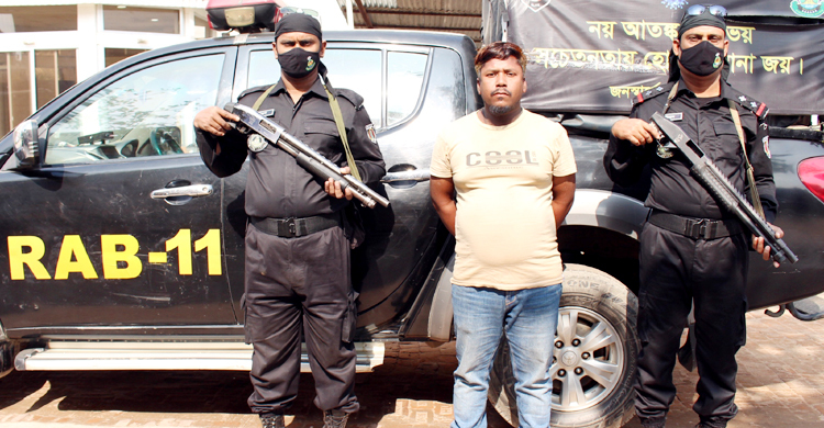 রূপগঞ্জে পরিবহনে চাঁদা আদায়ের অভিযোগে যুবক আটক