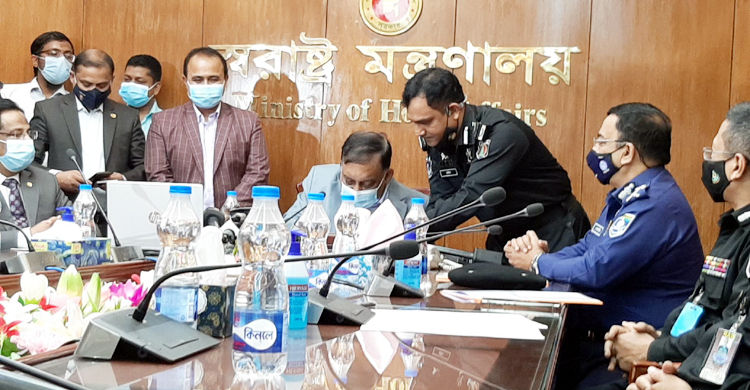 আঙুলের ছাপে পরিচয় নিশ্চিতের প্রযুক্তি আনল র্যাব