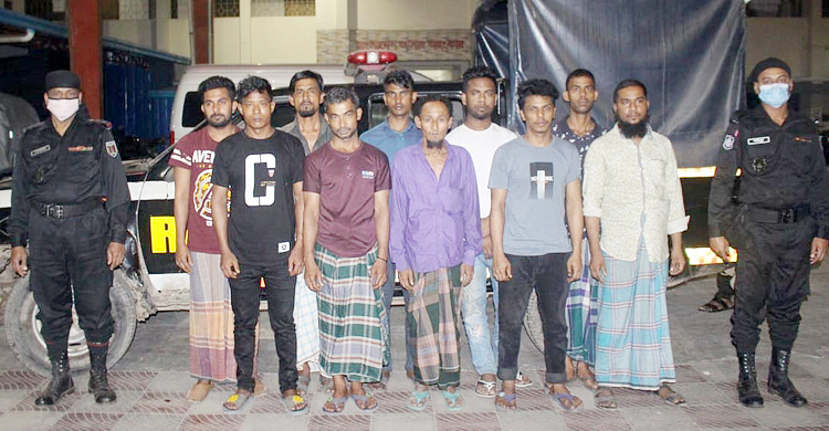 রাজধানীতে র্যাবের অভিযানে ২৫ জুয়াড়ি গ্রেফতার
