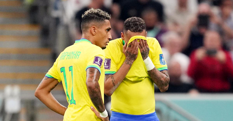 ‘ব্রাজিলিয়ানরাই চায় নেইমারের পা ভাঙুক’