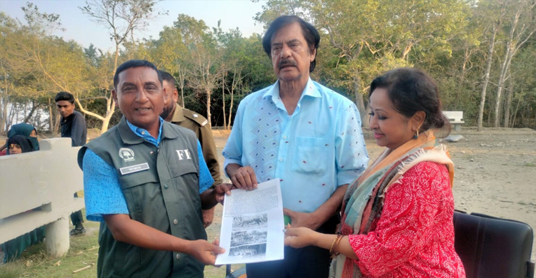 সুন্দরবন ঘুরলেন সংগীত শিল্পী রফিকুল আলম-আবিদা সুলতানা