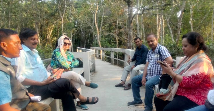 সুন্দরবন ঘুরলেন সংগীত শিল্পী রফিকুল আলম-আবিদা সুলতানা