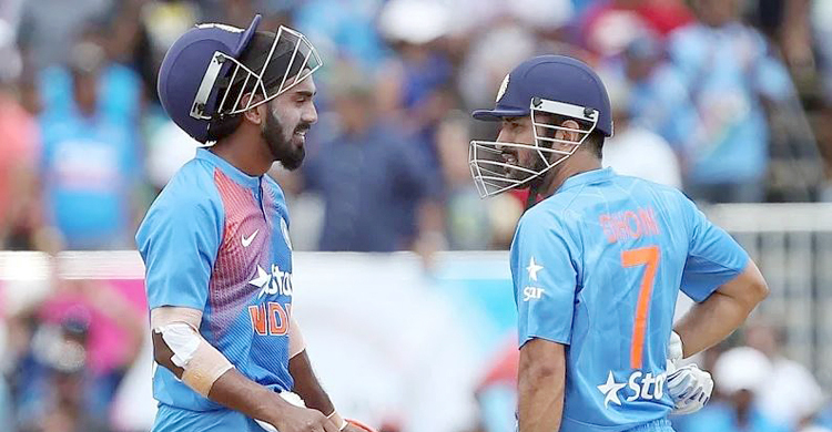 এখনো তরুণদের হারিয়ে দেয়ার সামর্থ্য আছে ‘বুড়ো’ ধোনির