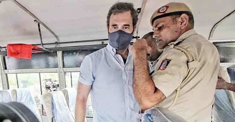 Rahul Gandhi detained during protest