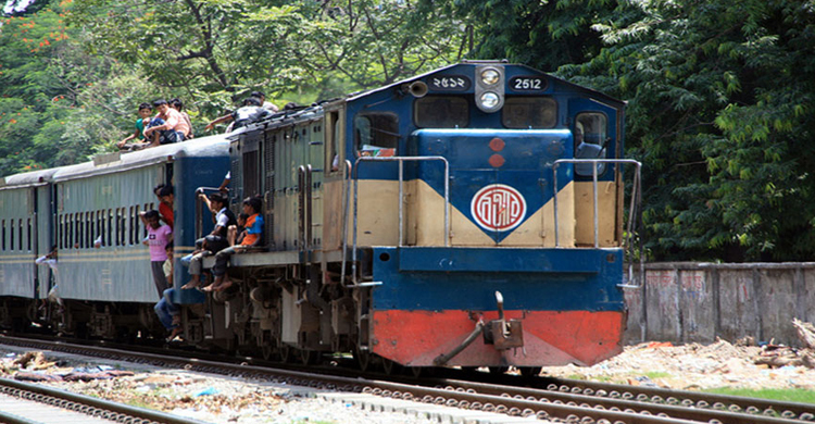২৩ ঘণ্টা পর সিলেটের সঙ্গে রেল যোগাযোগ চালু