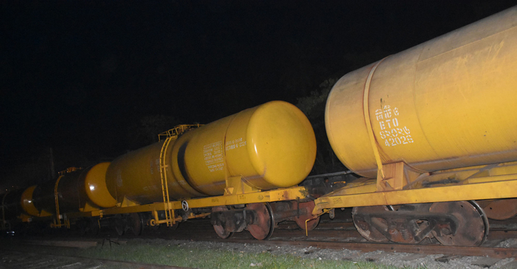 দেড়ঘণ্টা পর খুলনার সঙ্গে সারাদেশের রেল যোগাযোগ স্বাভাবিক