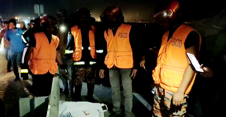 ঢাকা-মাওয়া এক্সপ্রেসওয়েতে মোটরসাইকেল দুর্ঘটনায় যুবকের মৃত্যু