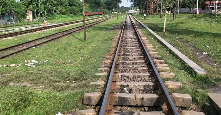 রেল লাইন থেকে অজ্ঞাত বৃদ্ধের মরদেহ উদ্ধার