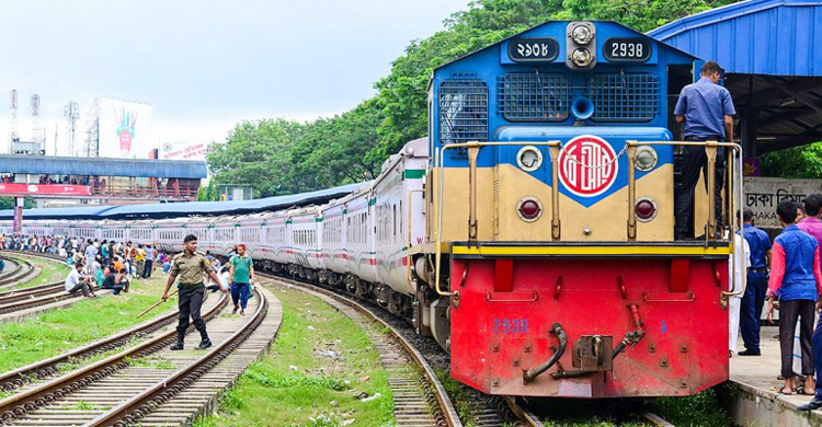নতুন বছরে বদলে গেল ট্রেনের সময়সূচি