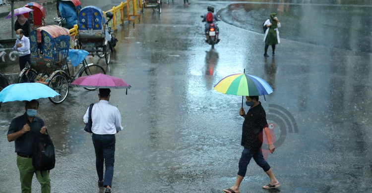 বৃষ্টি থাকতে পারে আরও দুদিন, ৩ নম্বর সংকেত বহাল