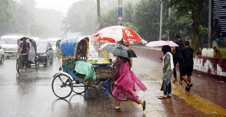 ২ দিন পর বাড়তে পারে বৃষ্টি, নামলো সতর্ক সংকেত