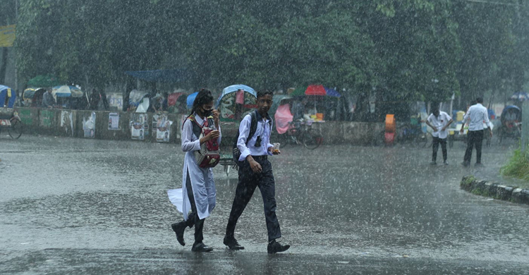 ঢাকায় তুমুল বৃষ্টি