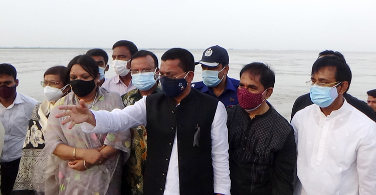 ‘রাজবাড়ীতে বাঁধের কাজে গাফিলতি থাকলে বিভাগীয় ব্যবস্থা’