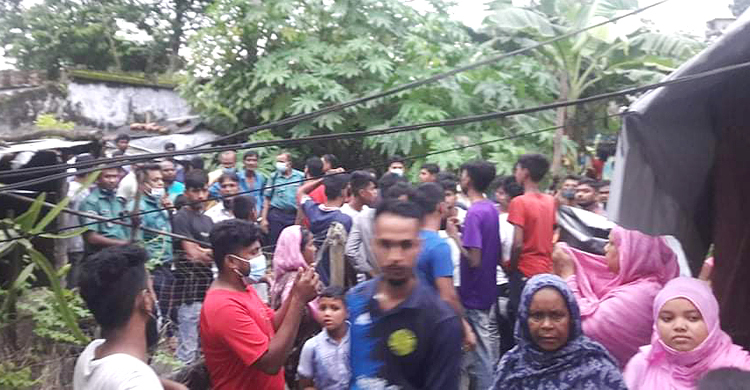 নিমকি খাওয়ানোর কথা বলে ২ শিশুকে বলাৎকার
