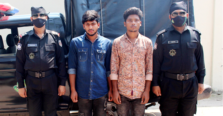 কুপিয়ে যুবকের হাত বিচ্ছিন্নের ঘটনায় গ্রেফতার ২