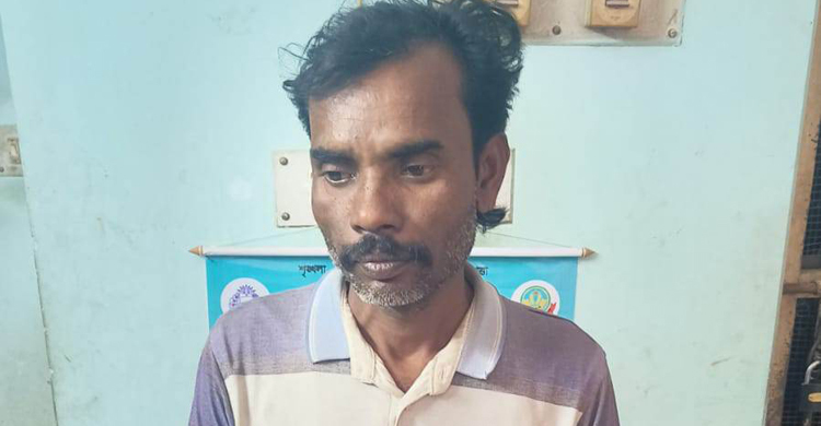 শিক্ষার্থী-স্থানীয় সংঘর্ষ, বাসের চেইন মাস্টার গ্রেফতার