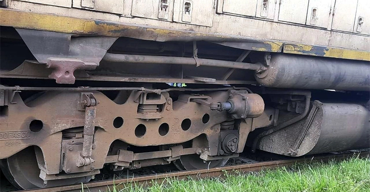 ঢাকার সঙ্গে উত্তরবঙ্গের ট্রেন চলাচল শুরু