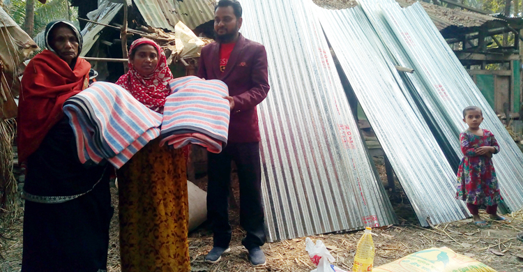 সেই অসহায় রহিমার পাশে যুবলীগ নেতা ছবির