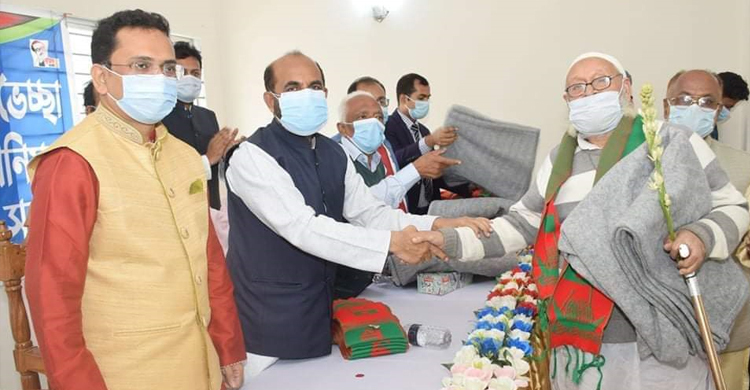 ‘শেখ হাসিনার কোনো বিকল্প নেই’