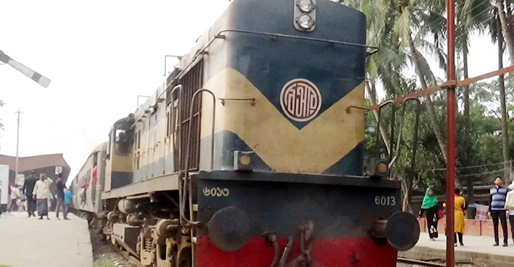 পাংশায় ট্রেনে কাটা পড়ে দাদি-নাতনির মৃত্যু