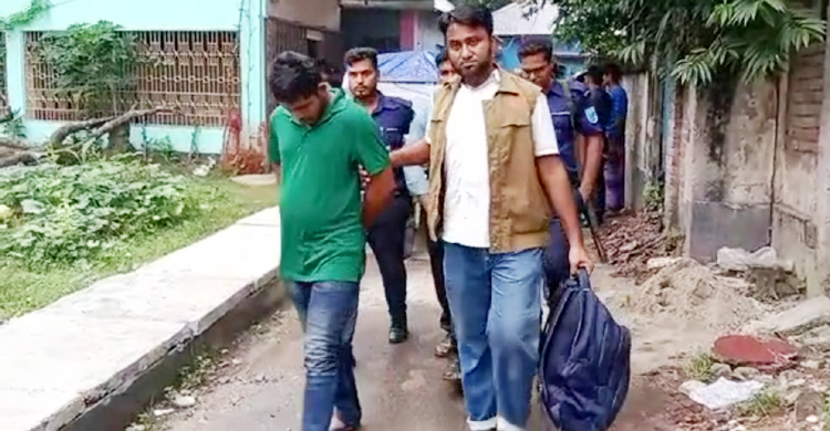 রাজবাড়ীতে মাদক মামলায় কারারক্ষী গ্রেফতার