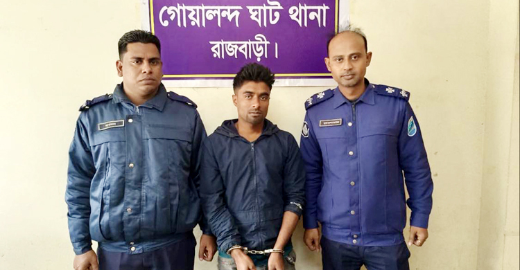 বিদ্যালয় ভবন নির্মাণে চাঁদা দাবির অভিযোগে ছাত্রলীগ নেতা গ্রেফতার