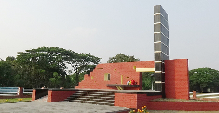 বিহারিদের কারণে দেরিতে শত্রু মুক্ত হয় রাজবাড়ী