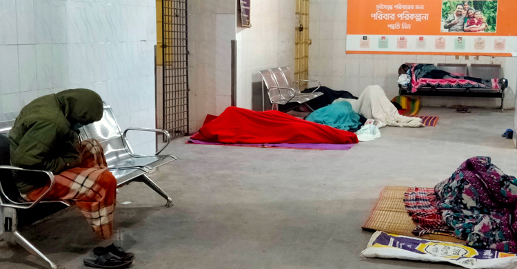 ‘আয় কম হোক তবু সন্তান বাড়িতে থাকাই ভালো’
