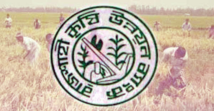 আইনের তোয়াক্কা না করেই বরখাস্তকৃতদের পুনর্বহাল
