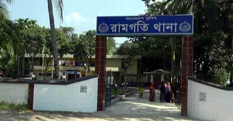 রামগতিতে ‌‘গোপন বৈঠক’ থেকে শিবির নেতা আটক