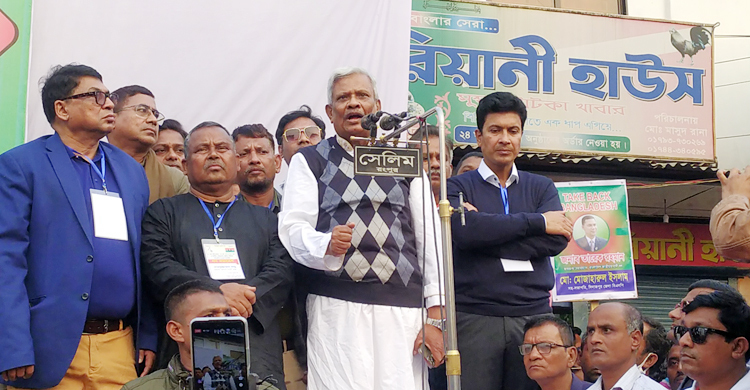 কানে অনেক আজেবাজে কথা আসে শোনার দরকার নাই: শাহজাহান