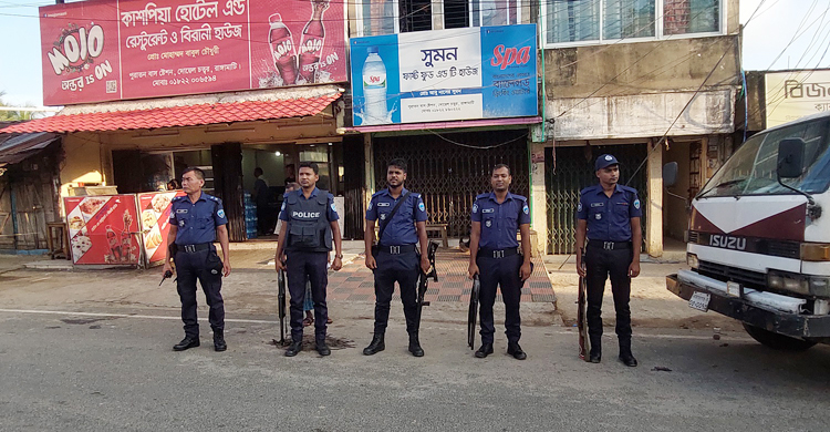 রাঙ্গামাটিতে নাগরিক পরিষদের ৩২ ঘণ্টার হরতাল চলছে