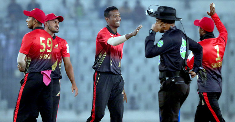 ৬৮ রানেই শেষ রংপুর, বিশাল জয় কুমিল্লার