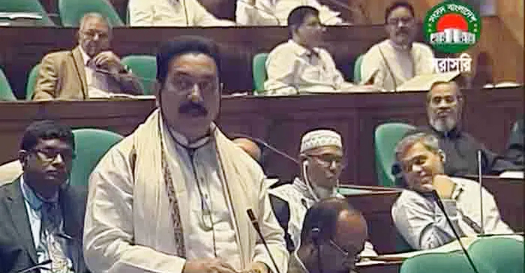 সংসদে দাঁড়িয়ে সবার কাছে করজোড়ে ক্ষমা চাইলেন রাঙ্গা