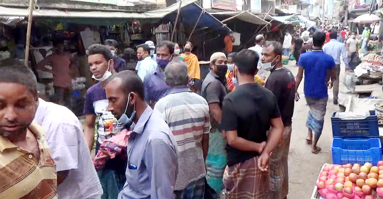 সংক্রমণ রোধে রাঙ্গামাটিতে মাঠে প্রশাসন