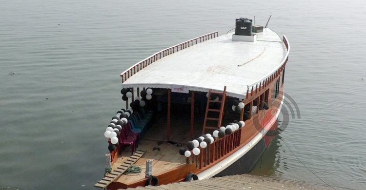 কাপ্তাই হ্রদে পর্যটকদের তৃষ্ণা মেটাবে ‘রাঙ্গাতরী’