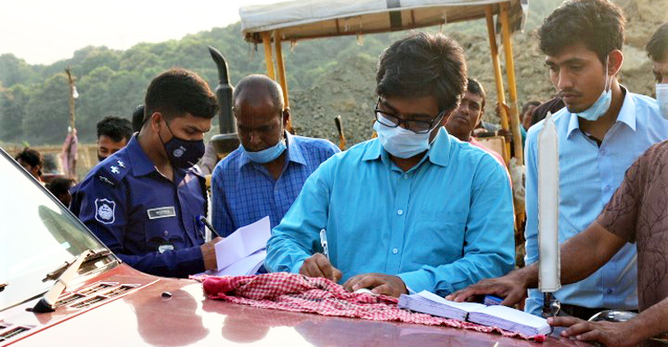 কাঠ পোড়ানোয় ইটভাটা বন্ধ, জরিমানা