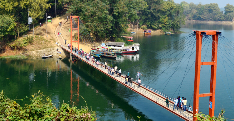 প্রত্যাশিত পর্যটকের দেখা মেলেনি রাঙ্গামাটিতে!