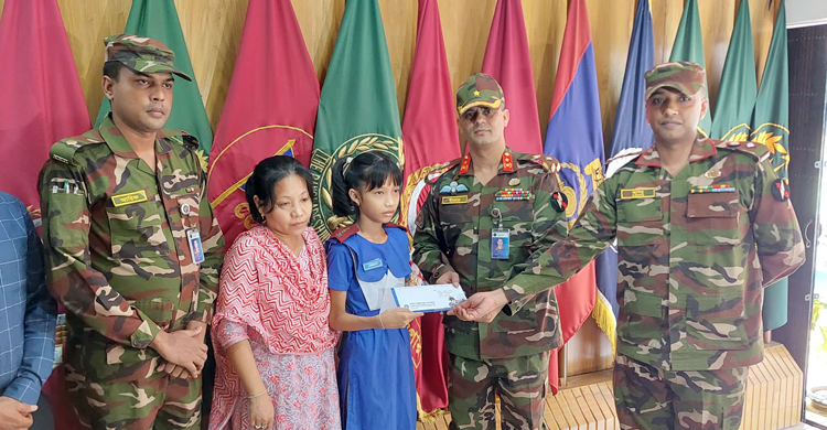 দমকলকর্মী নিপনের মেয়ের পড়াশোনার দায়িত্ব নিলো সেনাবাহিনী