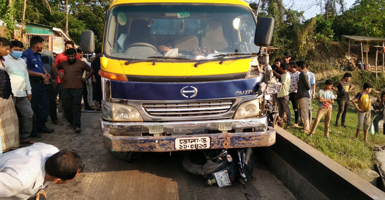 স্ত্রীর মৃত্যুর ৭ ঘণ্টা পর চলে গেলেন স্বামীও