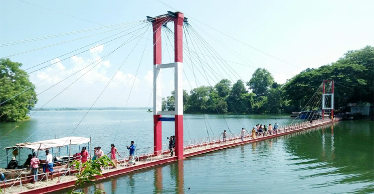 জেগে উঠলো রাঙ্গামাটির ঝুলন্ত সেতু, আসছেন পর্যটকরা