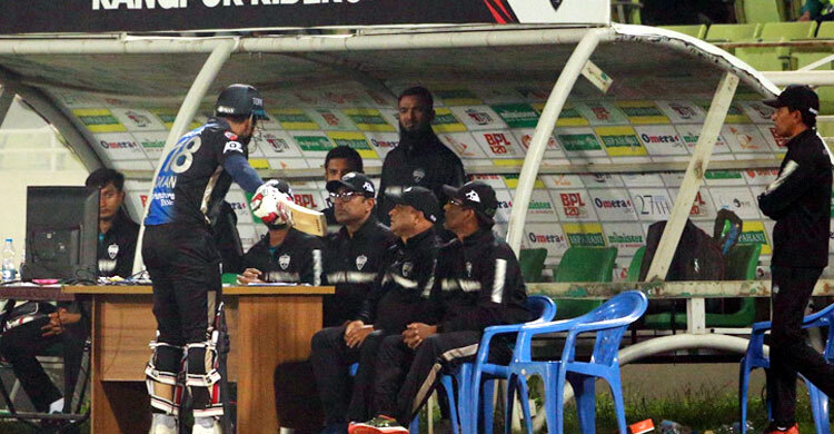 মুশফিকের জ্বর, মাঠে নামা- এসবের কারণেই নাকি হেরে গেছে রংপুর!