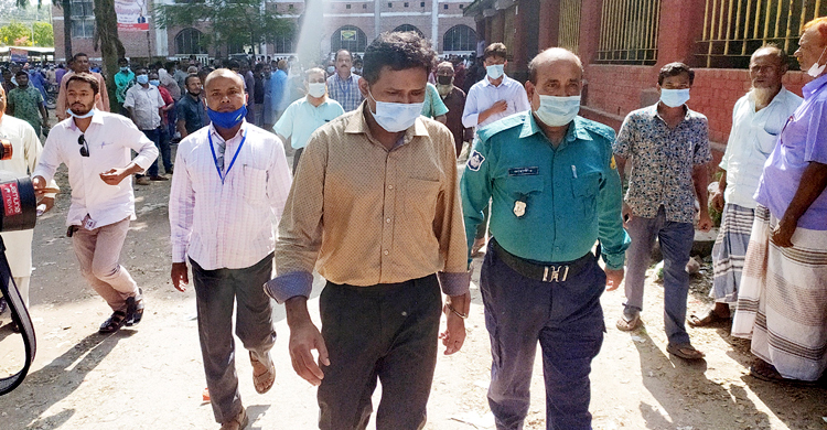পরকীয়ায় বাধা দেয়ায় স্ত্রীকে মারধর, ব্যাংক কর্মকর্তা কারাগারে