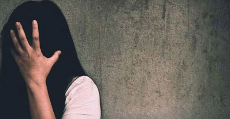 চাকরির কথা বলে রিসোর্টে নিয়ে পোশাক শ্রমিককে ধর্ষণ