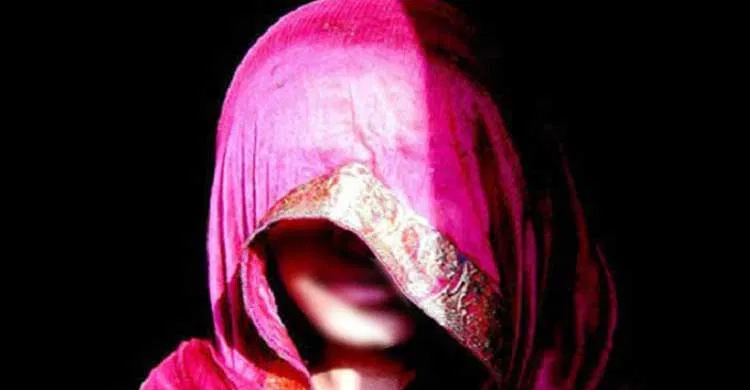 নোয়াখালীতে বাড়ি থেকে তুলে নিয়ে গৃহবধূকে গণধর্ষণ