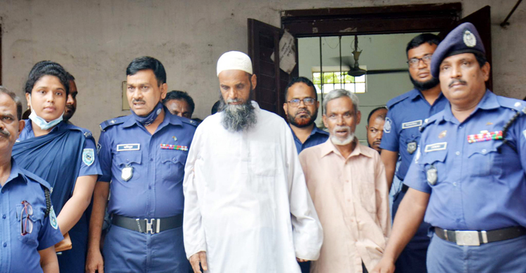 স্বামীকে বেঁধে স্ত্রীকে ধর্ষণ, ১৮ বছর পর দুজনের যাবজ্জীবন