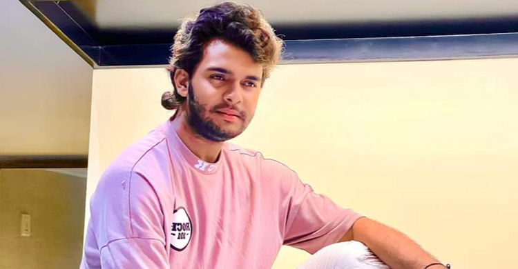 স্কুলছাত্রীকে ব্ল্যাকমেল করে ধর্ষণ, কারাগারে টিকটকার