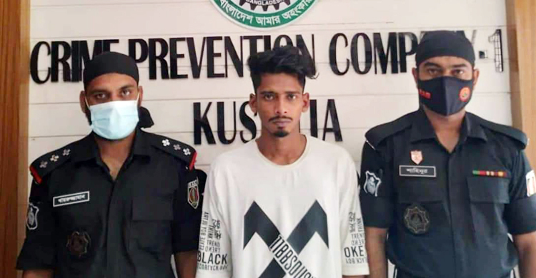 স্কুলছাত্রীকে দলবদ্ধ ধর্ষণ করে ভিডিও ধারণ, প্রেমিক গ্রেফতার