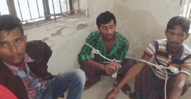 প্রেমিককে আটকে রেখে স্কুলছাত্রীকে গণধর্ষণ